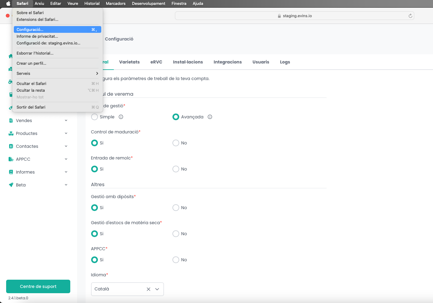 Pas 1: Al menú, fes clic a "Safari" > "Configuració". 